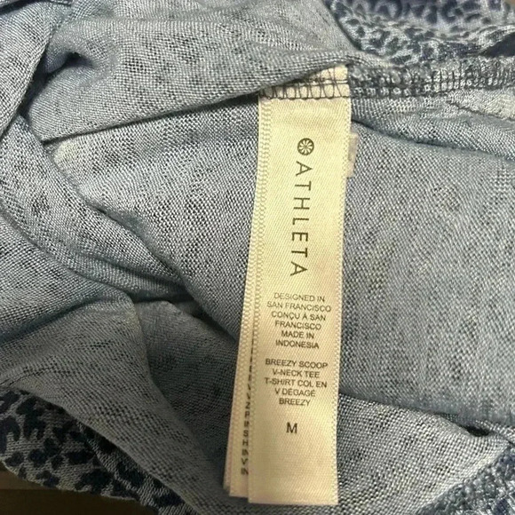Athleta  Tee - Picture 5 of 7